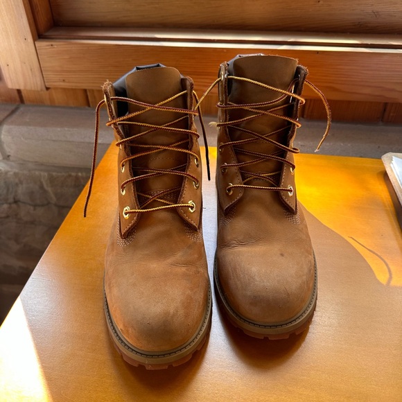 6’ Timberland Boots - Picture 2 of 4